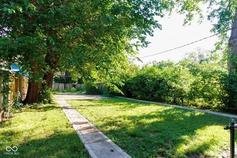 3328 E New York Street Indianapolis IN 46201