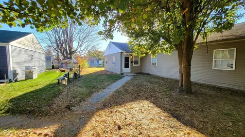 6147 Commodore Drive Indianapolis IN 46219