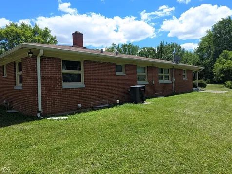 5910 Crooked Creek Drive Indianapolis IN 46228