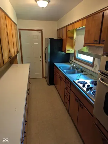 5910 Crooked Creek Drive Indianapolis IN 46228