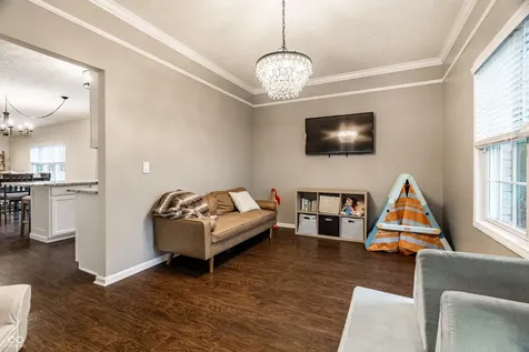 9091 Iris Lane Zionsville IN 46077