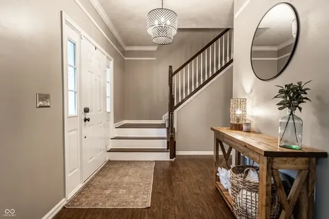 9091 Iris Lane Zionsville IN 46077