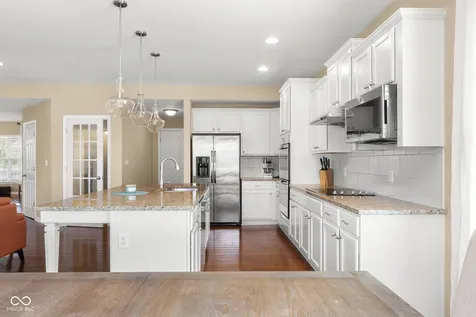 6972 Pinnacle Drive Columbus IN 47201