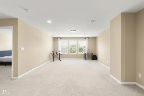 6972 Pinnacle Drive Columbus IN 47201