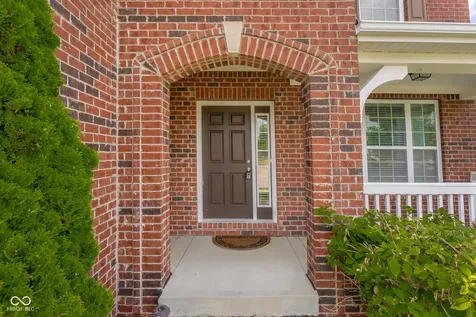 6972 Pinnacle Drive Columbus IN 47201