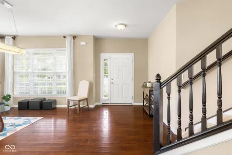 6972 Pinnacle Drive Columbus IN 47201