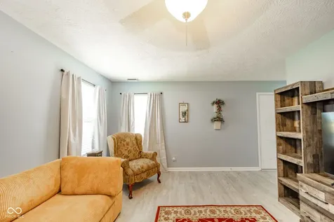 3065 W Applewood Court Muncie IN 47304