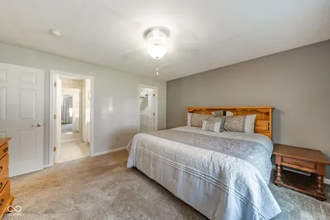 3065 W Applewood Court Muncie IN 47304