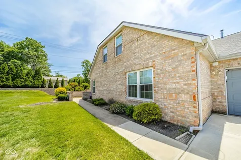 3065 W Applewood Court Muncie IN 47304