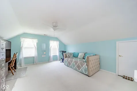 3065 W Applewood Court Muncie IN 47304