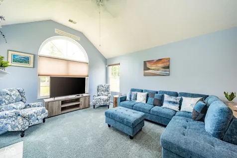 3065 W Applewood Court Muncie IN 47304