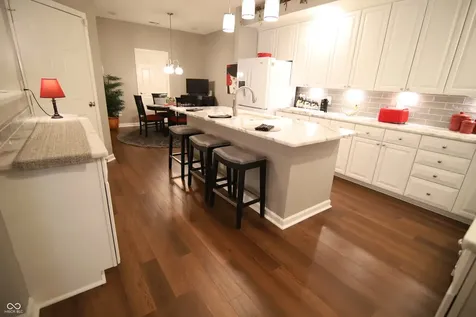 7484 Courtyard Way Fishers IN 46038