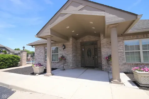 7484 Courtyard Way Fishers IN 46038