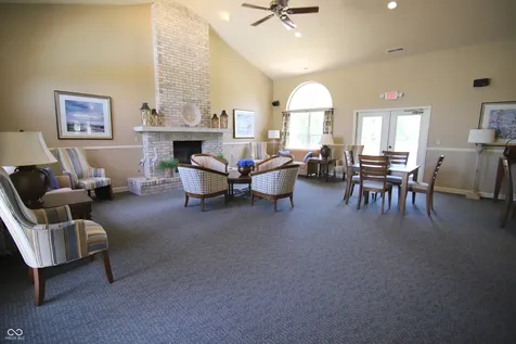 7484 Courtyard Way Fishers IN 46038