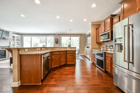 15124 Kampen Circle Carmel IN 46033