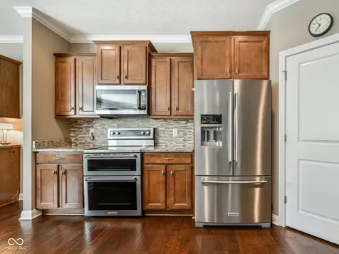 15124 Kampen Circle Carmel IN 46033