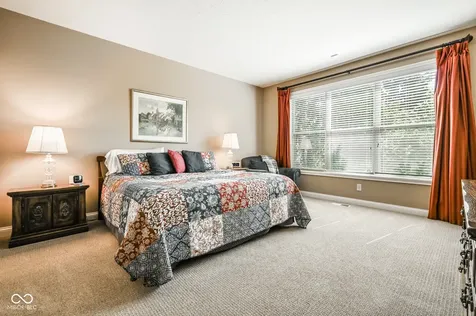 15124 Kampen Circle Carmel IN 46033