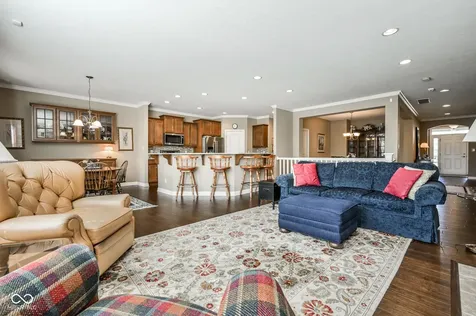 15124 Kampen Circle Carmel IN 46033