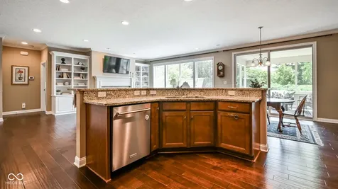 15124 Kampen Circle Carmel IN 46033