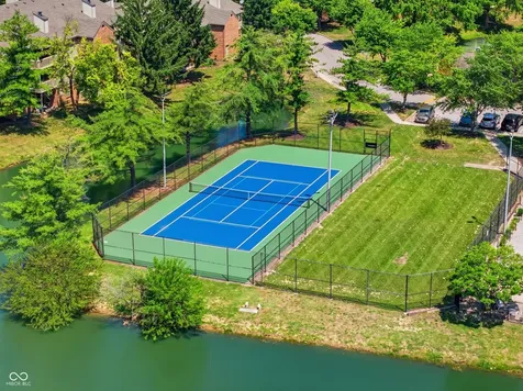 7210 Village Parkway Drive Indianapolis IN 46254