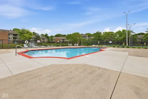 7210 Village Parkway Drive Indianapolis IN 46254
