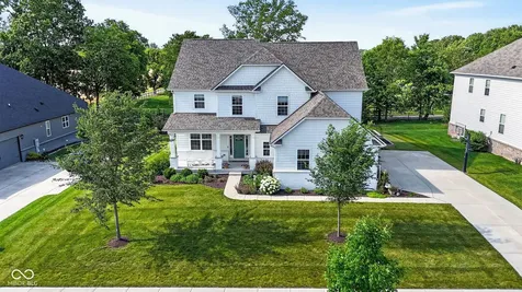 2752 Flowing Creek Place Westfield IN 46074