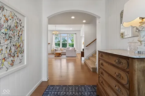 2752 Flowing Creek Place Westfield IN 46074