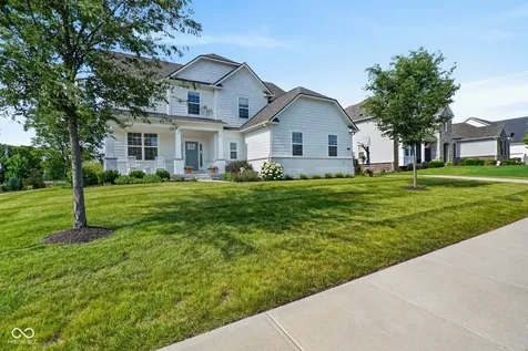 2752 Flowing Creek Place Westfield IN 46074