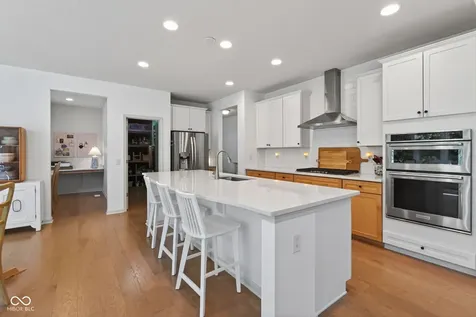 2752 Flowing Creek Place Westfield IN 46074