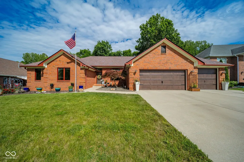 10 Stratford Way Danville IN 46122