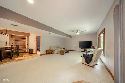 10 Stratford Way Danville IN 46122