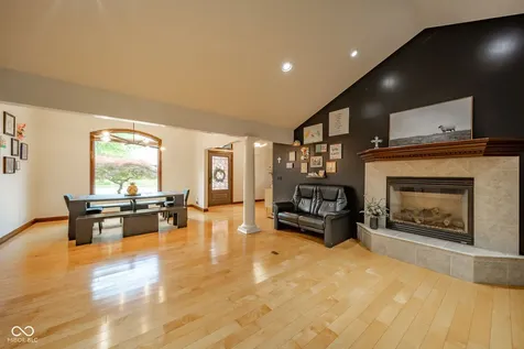 10 Stratford Way Danville IN 46122