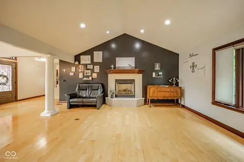 10 Stratford Way Danville IN 46122