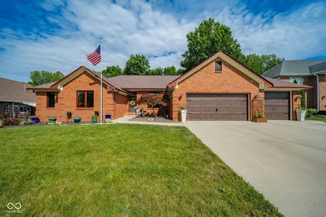 10 Stratford Way Danville IN 46122