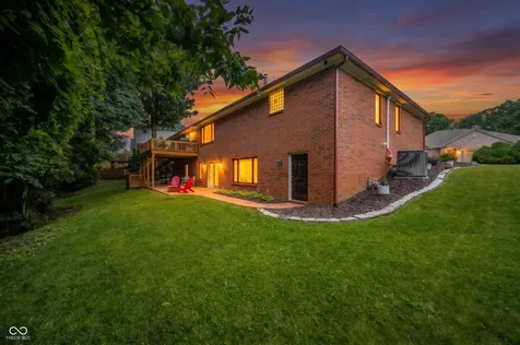 10 Stratford Way Danville IN 46122