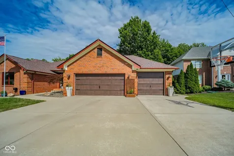 10 Stratford Way Danville IN 46122
