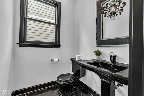 15268 Kampen Circle Carmel IN 46033