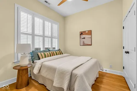 15268 Kampen Circle Carmel IN 46033