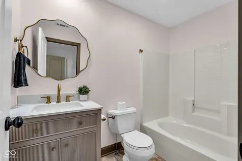 15268 Kampen Circle Carmel IN 46033