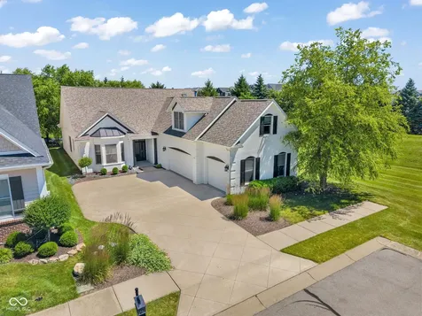 15268 Kampen Circle Carmel IN 46033