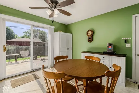 1921 Lockerbie Drive Columbus IN 47203