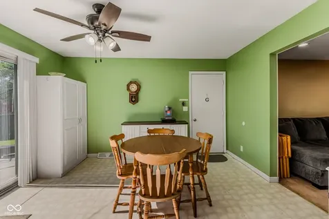 1921 Lockerbie Drive Columbus IN 47203