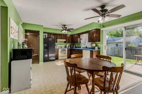 1921 Lockerbie Drive Columbus IN 47203