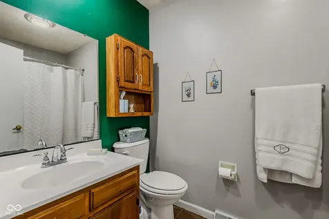1921 Lockerbie Drive Columbus IN 47203