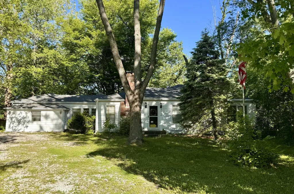 5924 Allisonville Indianapolis IN 46220