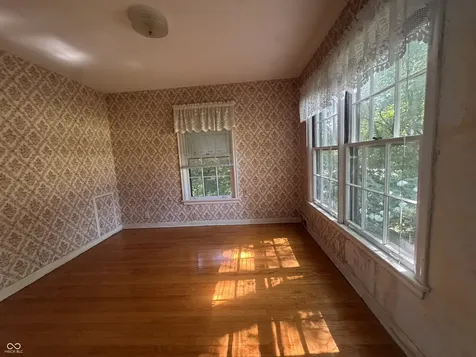 5924 Allisonville Indianapolis IN 46220