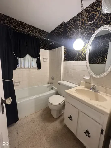 5924 Allisonville Indianapolis IN 46220
