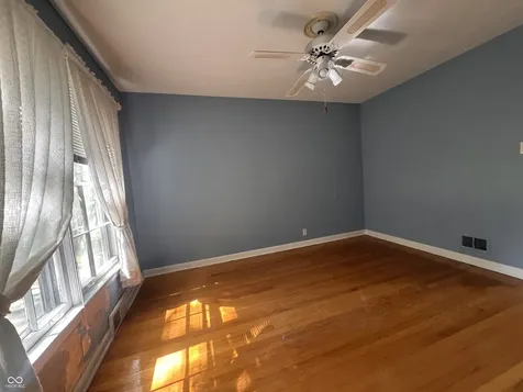 5924 Allisonville Indianapolis IN 46220
