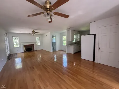 5924 Allisonville Indianapolis IN 46220