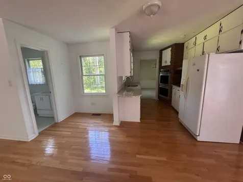 5924 Allisonville Indianapolis IN 46220